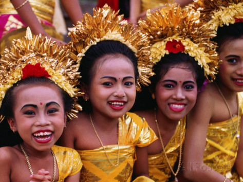Smiling Indonesian Girls, Bali Indonesia