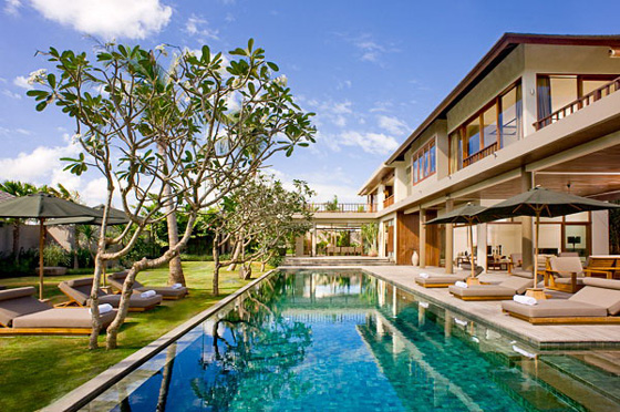 Pool View - Villa Azaya