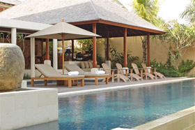 Pool and decks - Villa Sakti